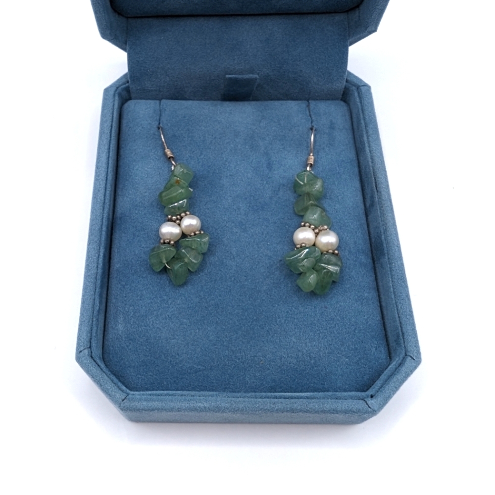 Adventurine and Pearl Earrings